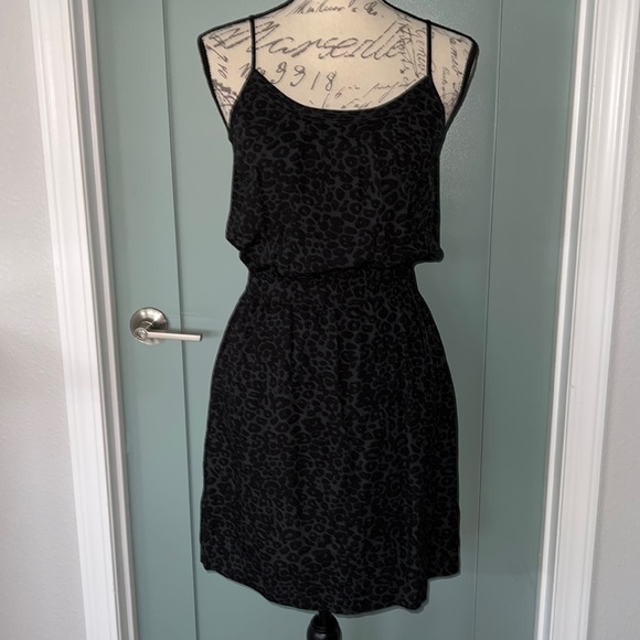Madewell Dresses & Skirts - NWT MADEWELL ELIOT Adorable Mini Dress in Animal Print w/ back zipper Size 2